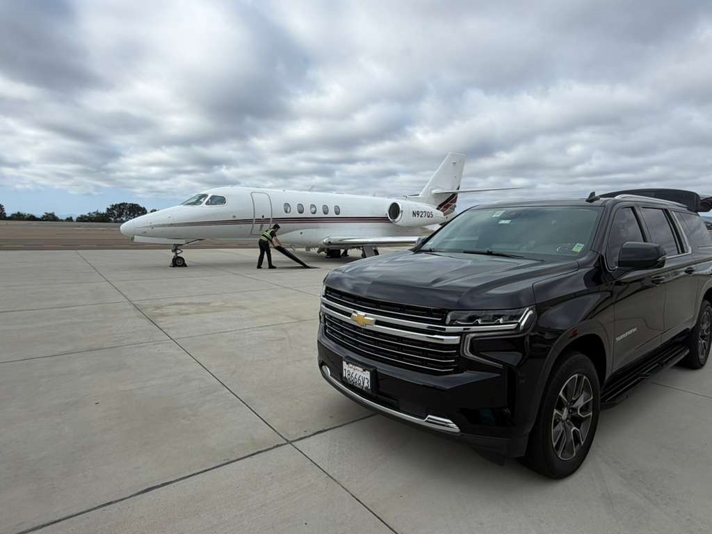 Executive vehicle for Los Gatos airport service